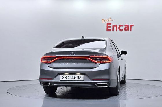 Hyundai Grandeur 2.4 Premium — пробег 213 362 км — фото 4 из 5