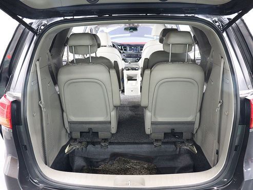 Kia Carnival 9-seater Noblesse — пробег 180 784 км — фото 5 из 5