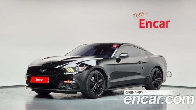Ford Mustang Coupe — пробег 83 898 км — фото 1 из 5