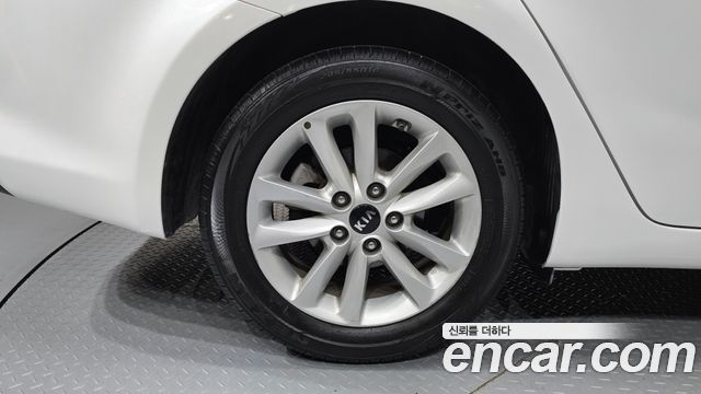 Kia K3 из Кореи Encar