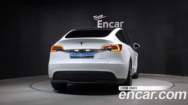 Tesla Model Y Long Range AWD — пробег 80 598 км — фото 4 из 5
