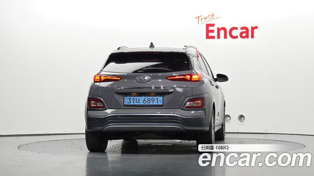 Hyundai Kona Premium — пробег 108 078 км — фото 4 из 5