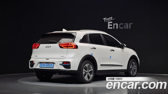 Kia Niro Noblesse — пробег 75 171 км — фото 2 из 5