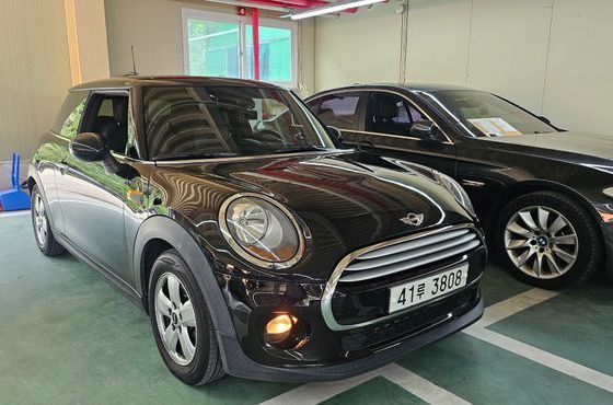 Mini Cooper Mid 3rd — пробег 136 365 км — фото 1 из 5