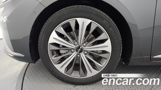 Kia K8 из Кореи Encar