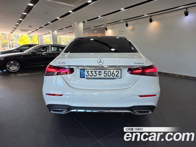 Mercedes-Benz E-Class E350 4MATIC AMG Line — пробег 65 652 км — фото 4 из 5
