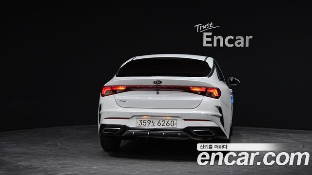 Kia K5 из Кореи Encar