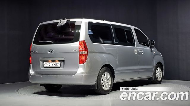 Hyundai Starex 12-Seater Wagon Smart — пробег 103 916 км — фото 2 из 5