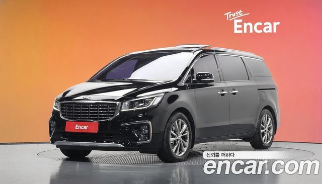 Kia Carnival 9-Seater Prstige — пробег 129 197 км — фото 1 из 5