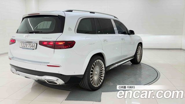 Mercedes-Benz GLS-Class Maybach GLS600 4MATIC — пробег 8 486 км — фото 5 из 5