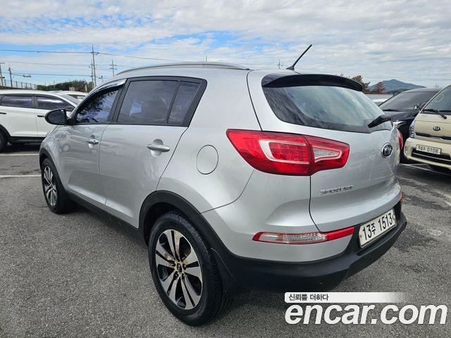 Kia Sportage Diesel 2WD TLX Deluxe — пробег 212 584 км — фото 4 из 5