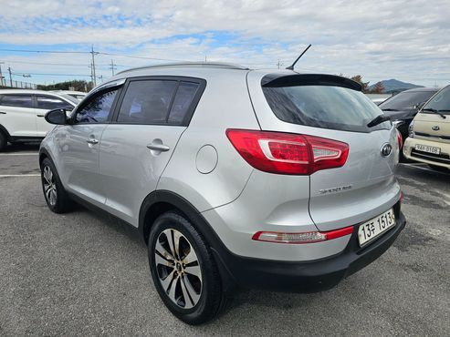 Kia Sportage Diesel 2WD TLX Deluxe — пробег 212 584 км — фото 4 из 5