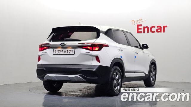 Kia Seltos из Кореи Encar