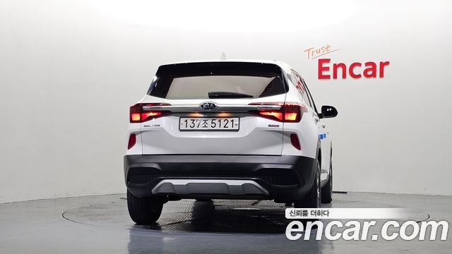 Kia Seltos из Кореи Encar