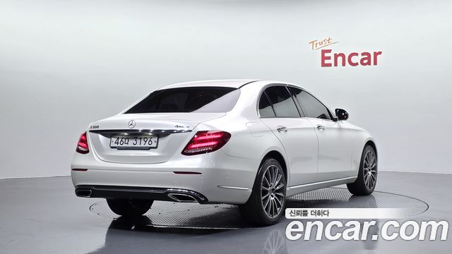 Mercedes-Benz E-Class из Кореи Encar
