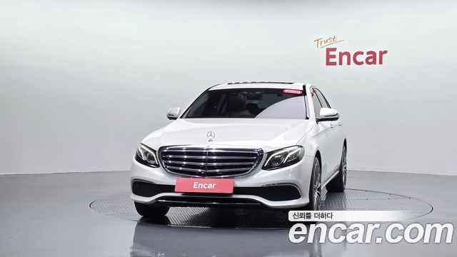 Mercedes-Benz E-Class из Кореи Encar