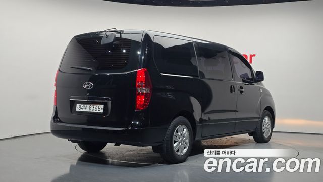 Hyundai Starex 5-Seater VAN Smart — пробег 143 949 км — фото 2 из 5