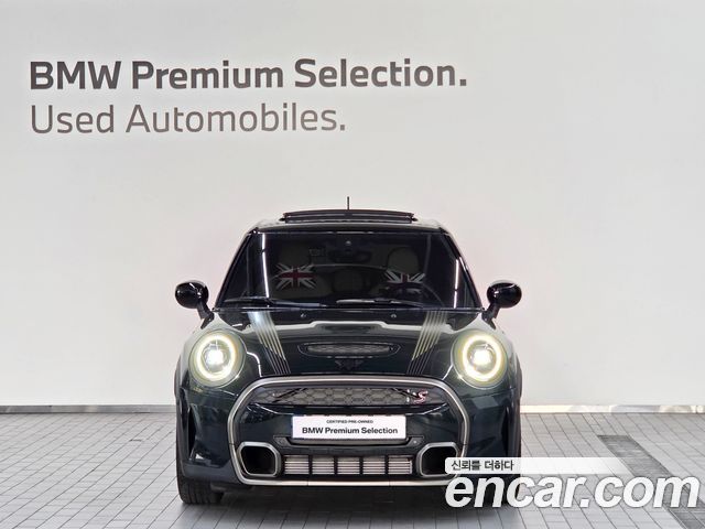 Mini Cooper 5Door Resolute Edition 3rd Gen — пробег 9 295 км — фото 3 из 5