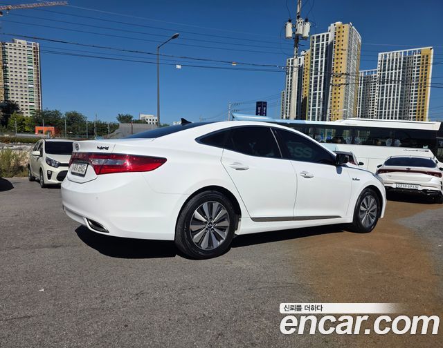 Hyundai Grandeur Premium — пробег 124 142 км — фото 2 из 5