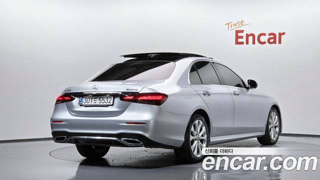 Mercedes-Benz E-Class E350 4MATIC AMG Line — пробег 106 501 км — фото 2 из 5
