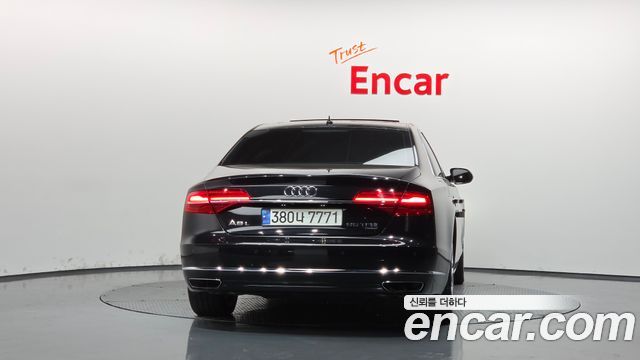 Audi A8 60 TFSI Quattro LWB D4 — пробег 185 278 км — фото 4 из 5