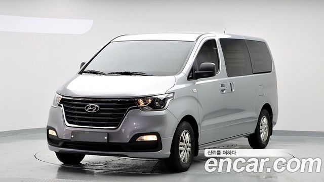Hyundai Starex Van 3-Seater Smart — пробег 75 162 км — фото 1 из 5