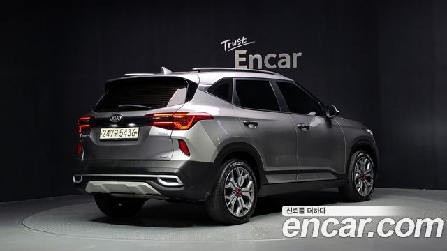 Kia Seltos из Кореи Encar