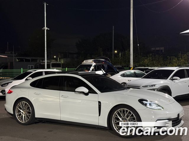 Porsche Panamera 3.0 AWD — пробег 120 750 км — фото 2 из 5