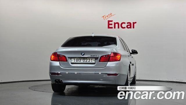 BMW 5-Series 520d Luxury Plus — пробег 78 100 км — фото 4 из 5