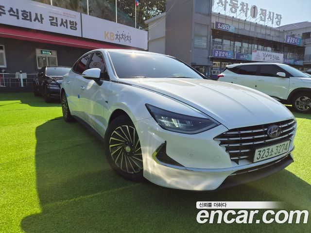 Hyundai Sonata 2.0 Premium Family — пробег 145 182 км — фото 1 из 5