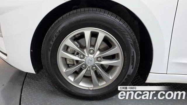 Hyundai AVANTE 1.6 Smart — пробег 90 146 км — фото 5 из 5