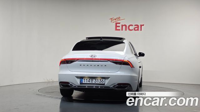 Hyundai Grandeur из Кореи Encar