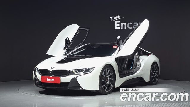BMW i8 Coupe — пробег 90 271 км — фото 1 из 5