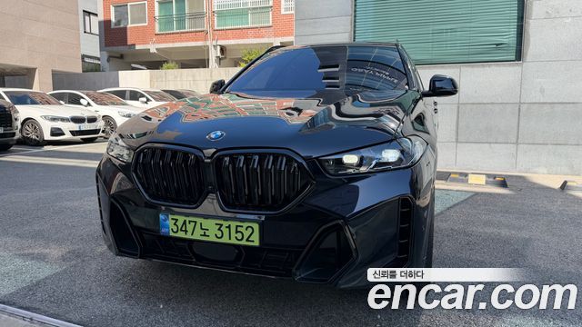 BMW X6 xDrive40i M Sport — пробег 8 757 км — фото 3 из 5