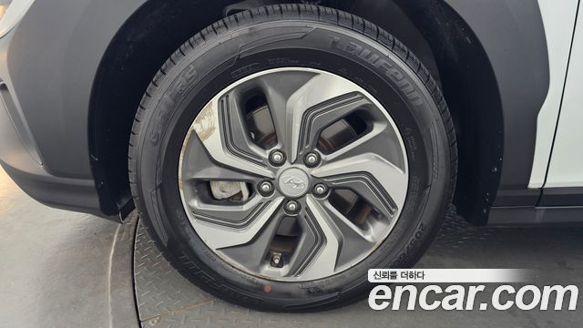 Hyundai Kona Smart — пробег 99 412 км — фото 5 из 5