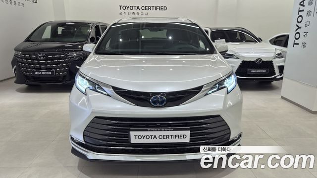 Toyota Sienna 2.5 Hybrid 2WD — пробег 2 343 км — фото 3 из 5