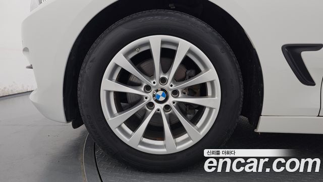 BMW Gran Turismo GT 320d xDrive — пробег 47 444 км — фото 5 из 5