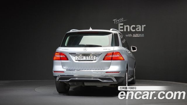 Mercedes-Benz M-class ML350 BlueTEC 4MATIC — пробег 159 440 км — фото 4 из 5
