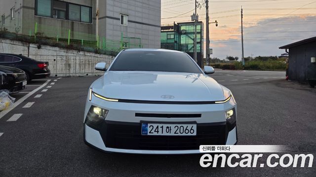 Hyundai AVANTE 2.0 Modern — пробег 3 400 км — фото 1 из 5