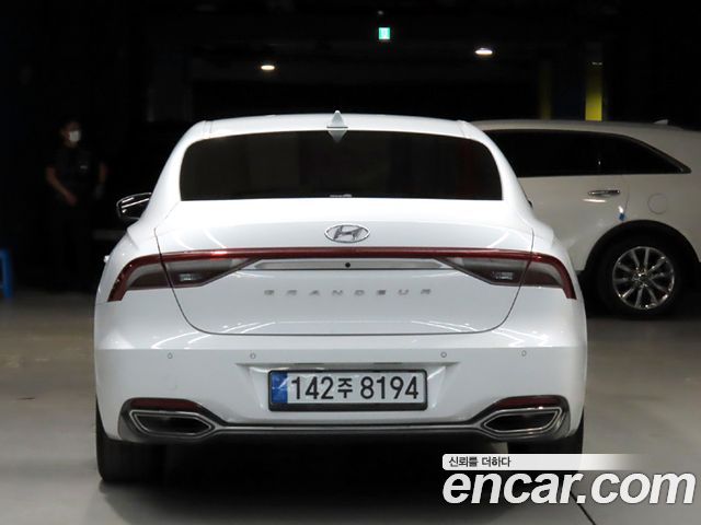 Hyundai Grandeur из Кореи Encar