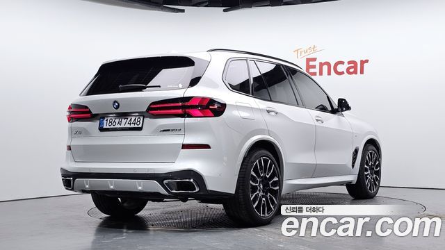 BMW X5 xDrive 30d M Sport — пробег 6 560 км — фото 2 из 5