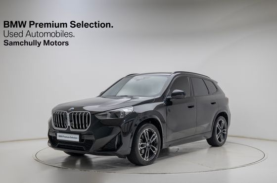 BMW X1 xDrive 20i M Sport — пробег 4 400 км — фото 1 из 5