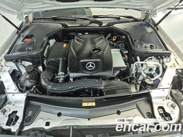Mercedes-Benz E-Class E300 4MATIC Exclusive — пробег 47 040 км — фото 5 из 5
