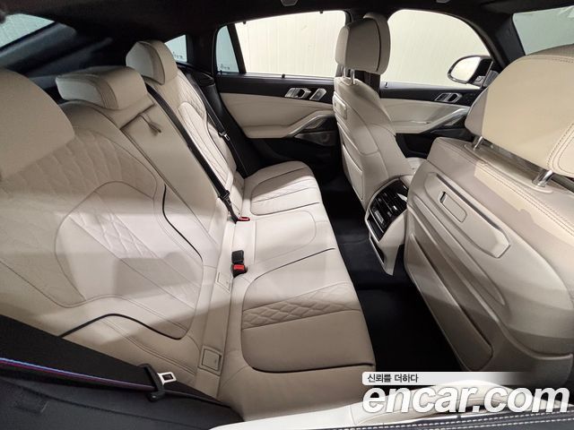BMW X6 M60i — пробег 4 160 км — фото 4 из 5