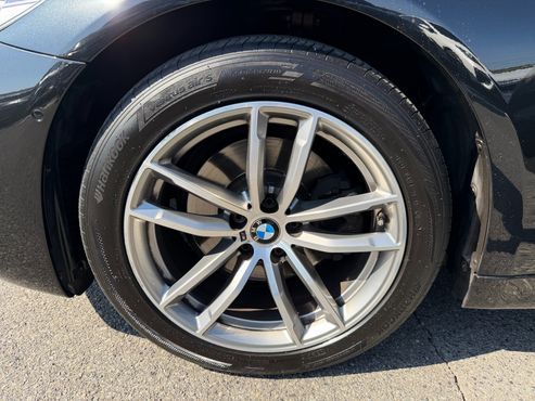 BMW 5-Series 520d xDrive M Sport Package Plus — пробег 115 107 км — фото 5 из 5