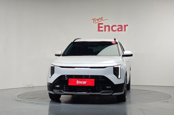 Kia Niro Prestige — пробег 5 991 км — фото 3 из 5