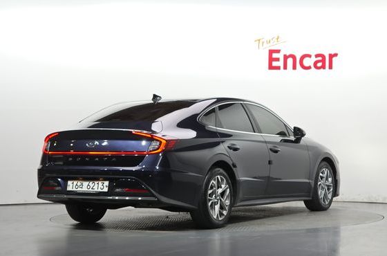 Hyundai Sonata 2.0 Premium — пробег 98 663 км — фото 2 из 5