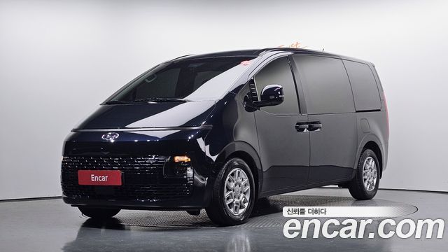 Hyundai Staria Cargo 5-Seater Modern — пробег 118 480 км — фото 1 из 5