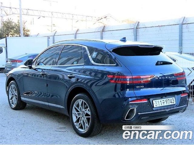Genesis GV70 2.5T Gasoline AWD — пробег 195 000 км — фото 3 из 5