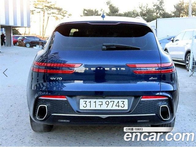 Genesis GV70 2.5T Gasoline AWD — пробег 195 000 км — фото 4 из 5